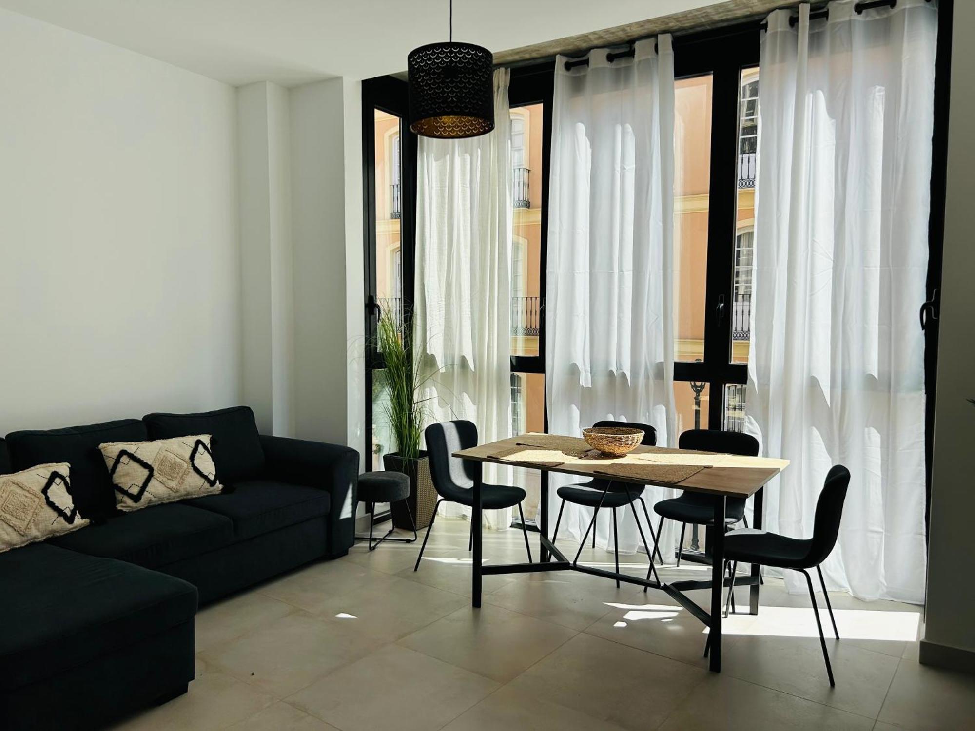 Victoria Premium * Malaga
